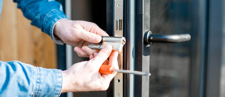 Commercial Locksmith Phelan